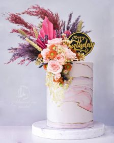 Cake with flowers 1.5Kg